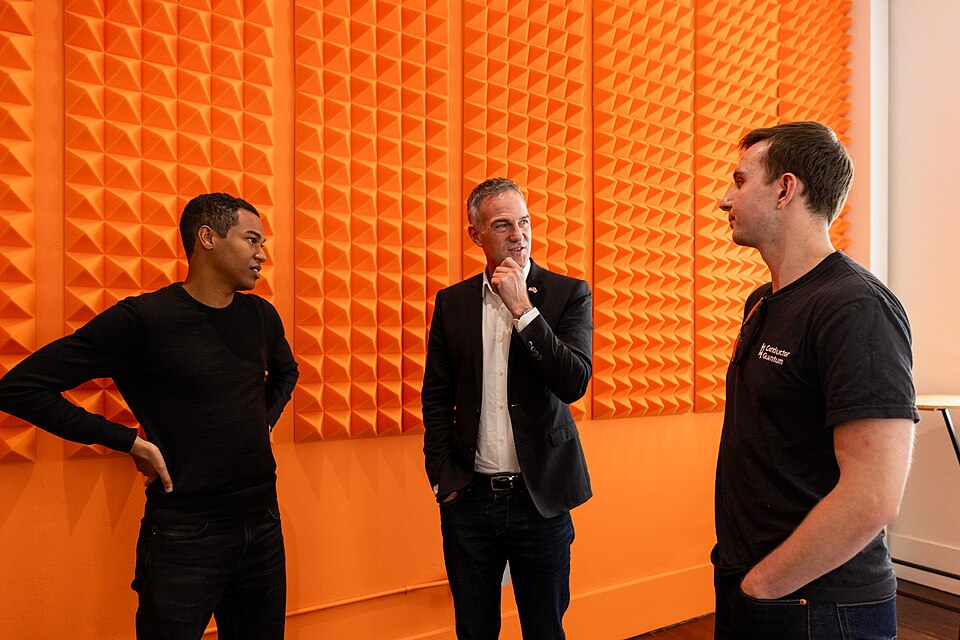 UK Secretary of State for Science and Technology Peter Kyle visits Y Combinator in San Francisco. Photo: Alecsandra Dragoi / DSIT