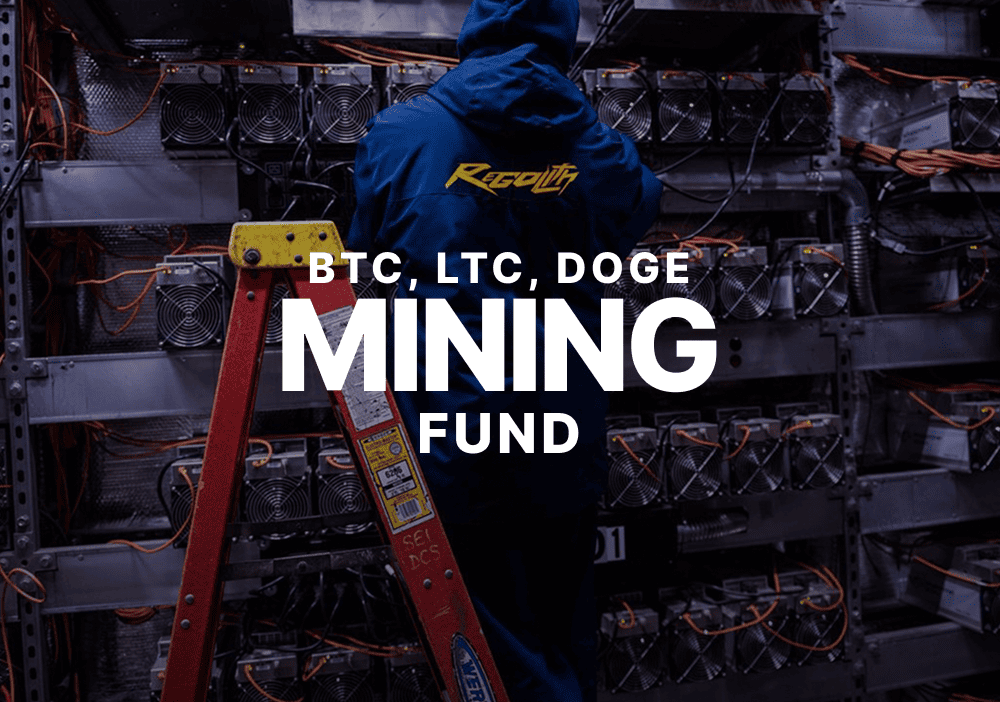 Обложка Mining Fund с майнинговым оборудованием и сотрудником Regolith.
